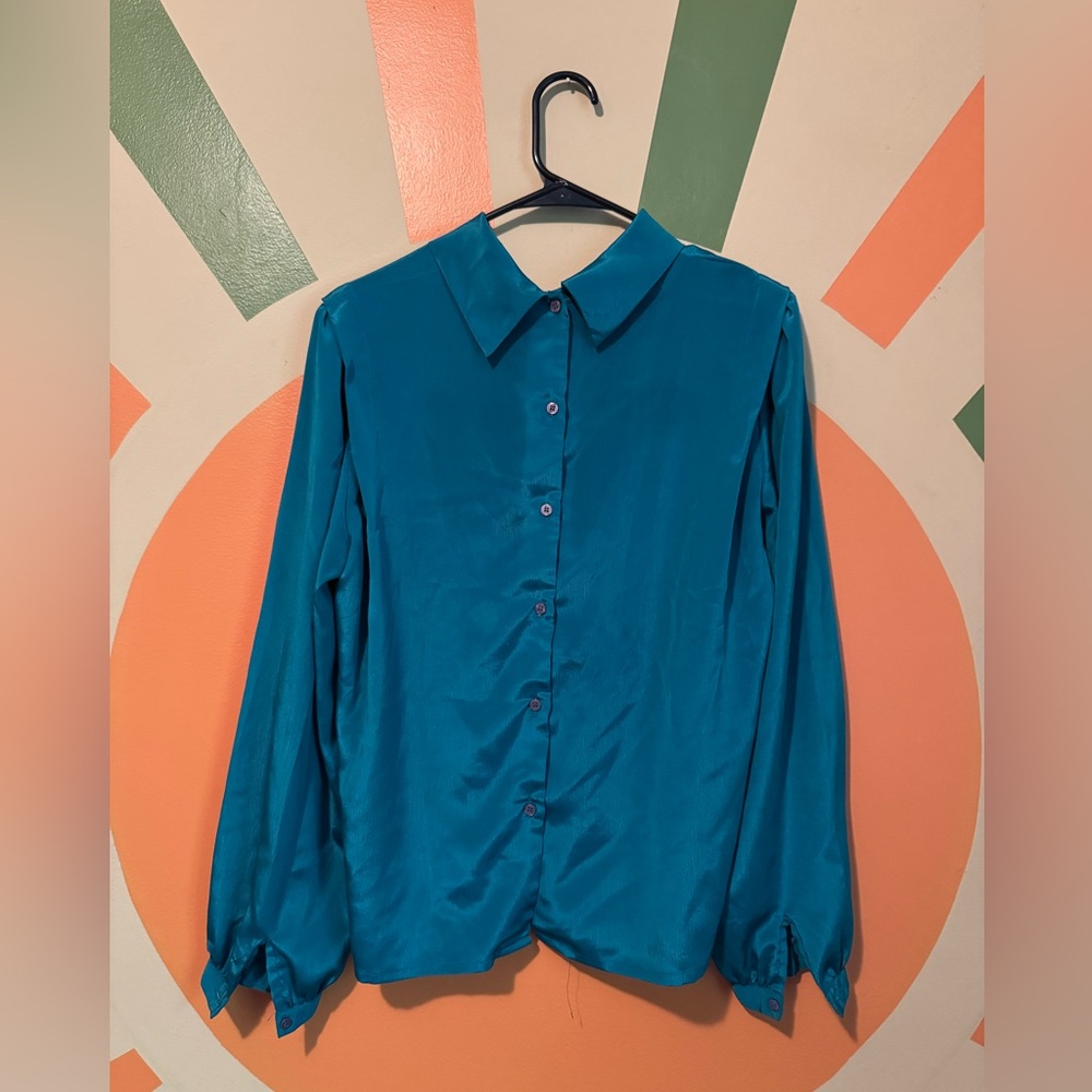 Vintage teal button up blouse
